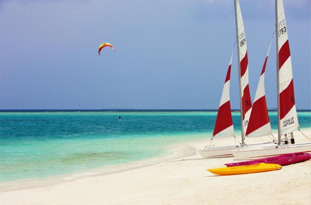 Hilton Maldives Iru Fushi Resort & Spa Dhigurah  외부 사진